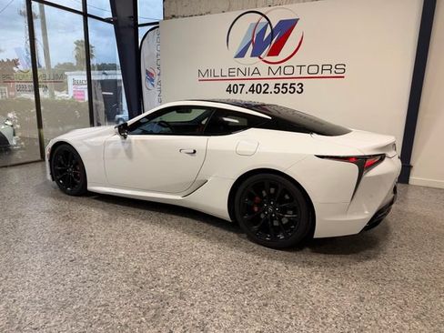 Used 2018 Lexus LC 500 Coupe w/ Touring Package RWD image 2