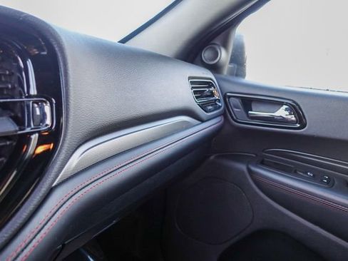 Used 2023 Dodge Durango GT image 25