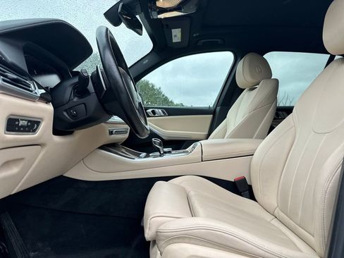 Used 2022 BMW X5 xDrive40i w/ Premium Package image 95