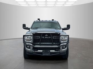 Used 2022 RAM 5500 Tradesman w/ Chrome Appearance Group AWD/4WD video 2
