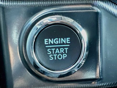 Used 2025 Ford F150 Raptor AWD/4WD image 18