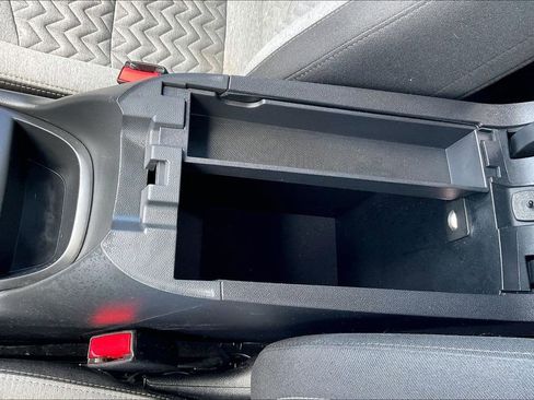 Used 2022 Chevrolet Equinox LS w/ LS Convenience Package FWD image 26