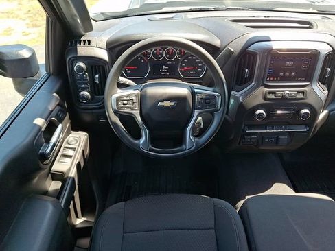 Used 2022 Chevrolet Silverado 2500 Custom w/ Custom Convenience Package AWD/4WD image 14