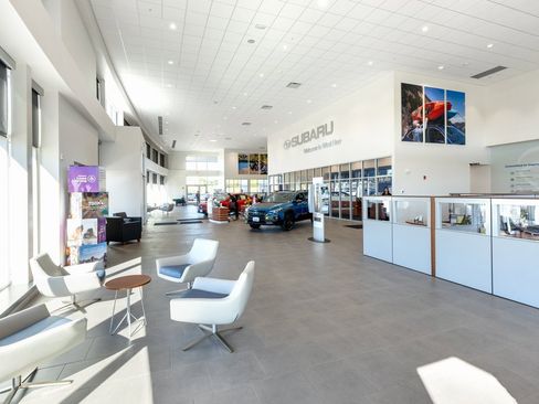 Certified 2025 Subaru Outback Limited image 35