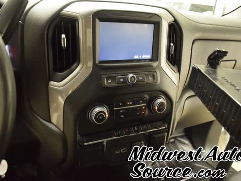 Used 2022 Chevrolet Silverado 2500 W/T w/ WT Fleet Convenience Package AWD/4WD image 18