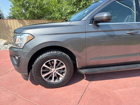 Used 2020 Ford Expedition XLT AWD/4WD image 35