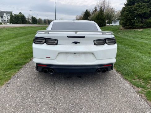 Used 2020 Chevrolet Camaro SS image 4