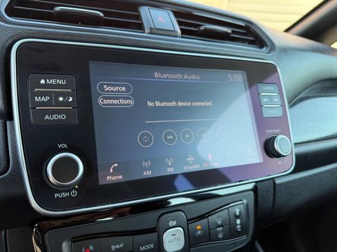 Used 2020 Nissan Leaf SL Plus FWD image 13