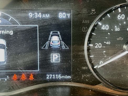Used 2023 Nissan Kicks SV FWD image 19