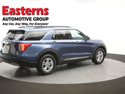 Used 2020 Ford Explorer XLT w/ Equipment Group 202A AWD/4WD image 42