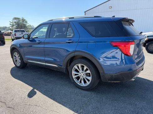 Used 2021 Ford Explorer Limited w/ Equipment Group 301A AWD/4WD image 4