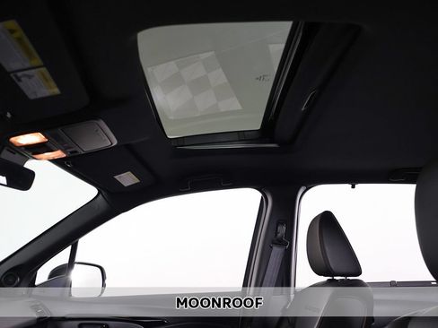 Used 2024 Honda Passport Black Edition image 4