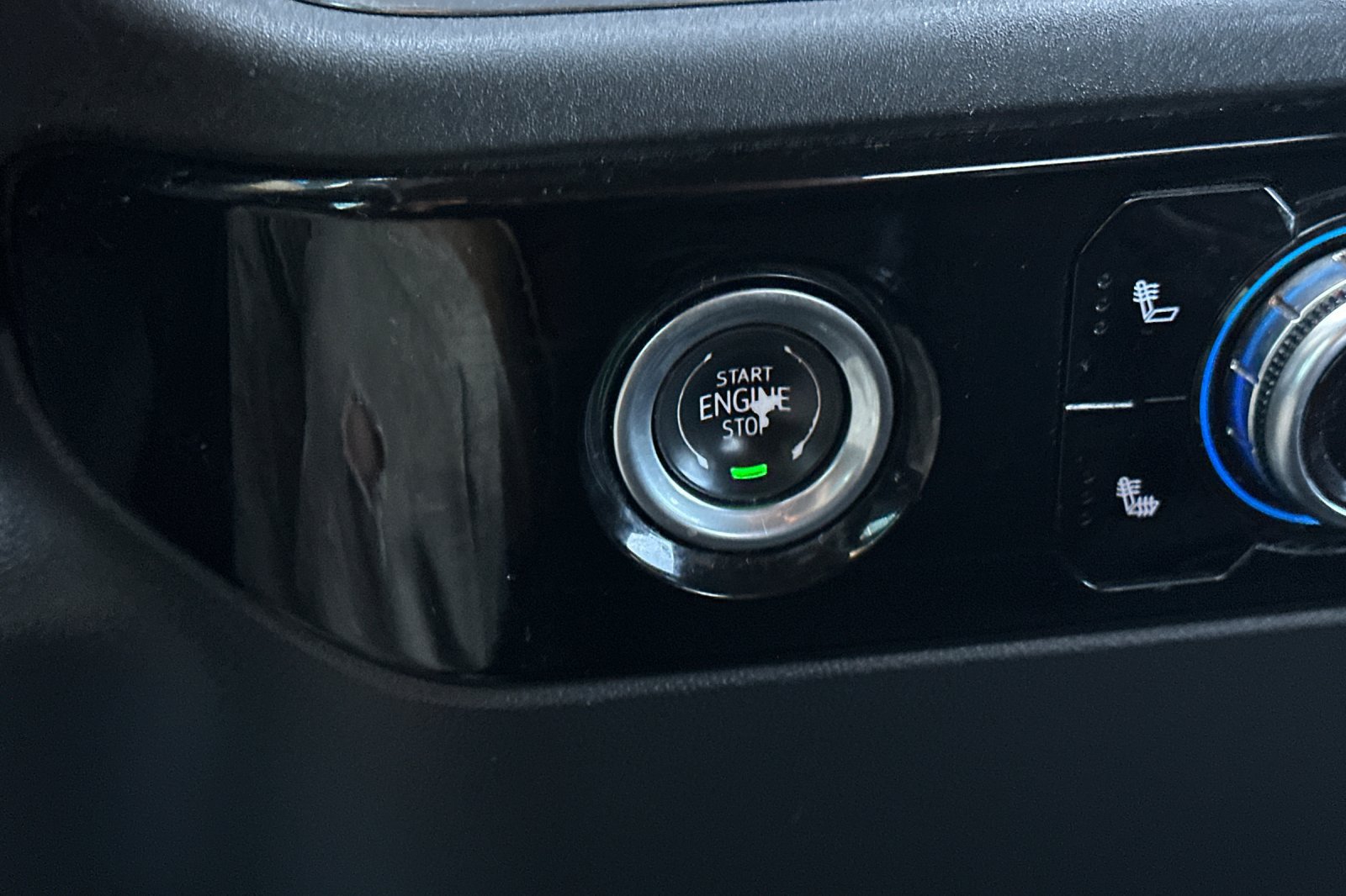 Used 2024 GMC Sierra 1500 SLE RWD image 29