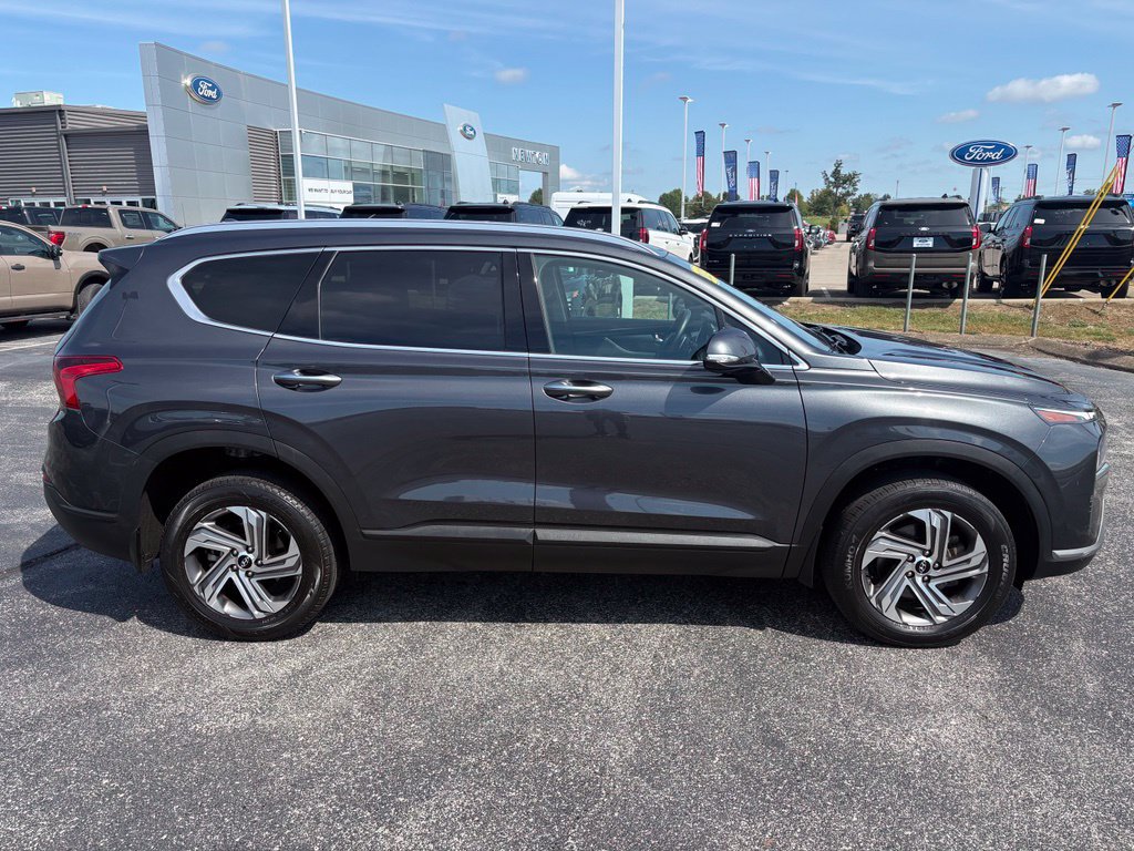 Used 2023 Hyundai Santa Fe SEL w/ Cargo Package AWD/4WD image 3