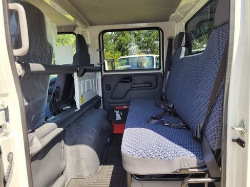 New 2024 Chevrolet Low Cab Forward image 17