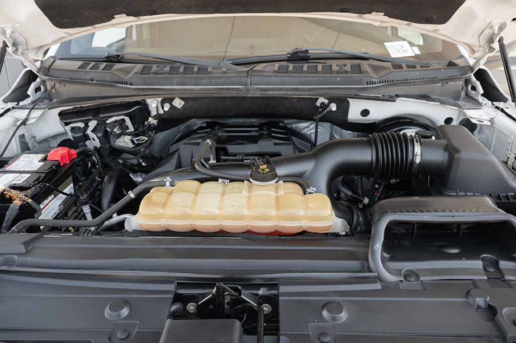 Used 2018 Ford F150 XL w/ Equipment Group 101A Mid RWD image 16