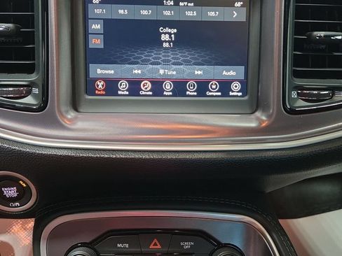 Used 2019 Dodge Challenger R/T RWD image 3