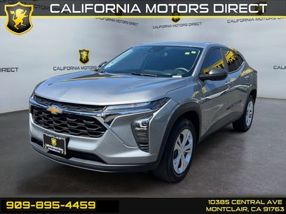 Used 2024 Chevrolet Trax LS w/ Driver Confidence Package