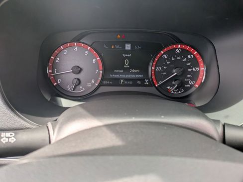 Used 2024 Nissan Frontier PRO-4X w/ Technology Package image 15