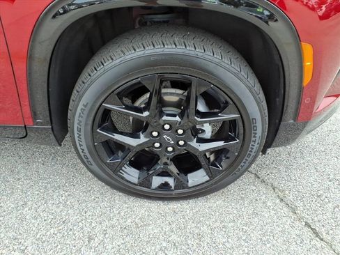 Used 2024 Chevrolet Traverse RS w/ LPO, Floor Liner Package image 10