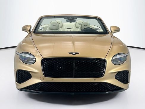 Used 2026 Bentley Continental GTC AWD/4WD image 2