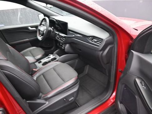 Used 2024 Ford Escape ST-Line Select w/ Tech Pack #2 AWD/4WD image 9