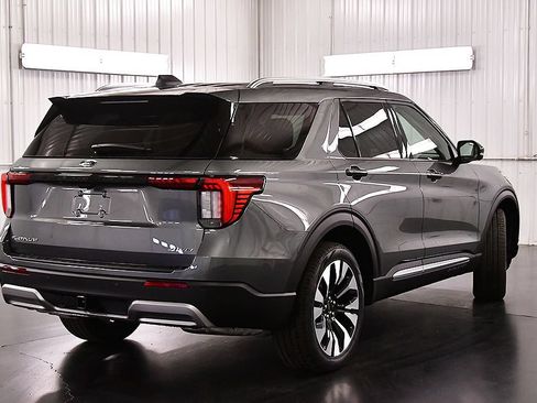 New 2026 Ford Explorer Platinum w/ LUX Leather Package AWD/4WD image 7