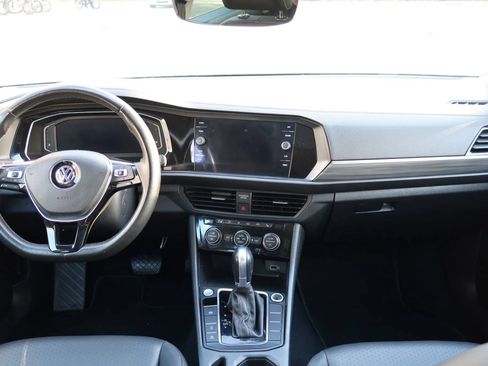 Used 2019 Volkswagen Jetta SEL FWD image 20
