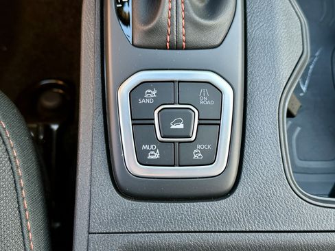 New 2026 Nissan Frontier PRO-4X image 22