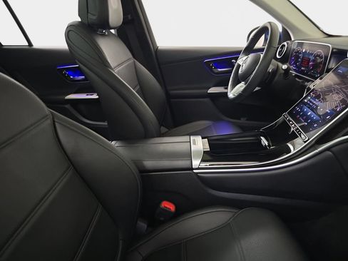 Used 2023 Mercedes-Benz GLC 300 4MATIC image 10