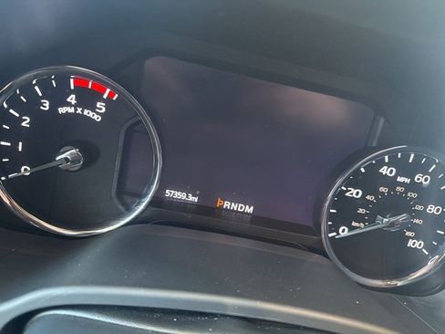 Used 2022 Ford F250 Lariat w/ Chrome Package image 8