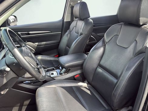 Used 2025 Kia Telluride S AWD/4WD image 10