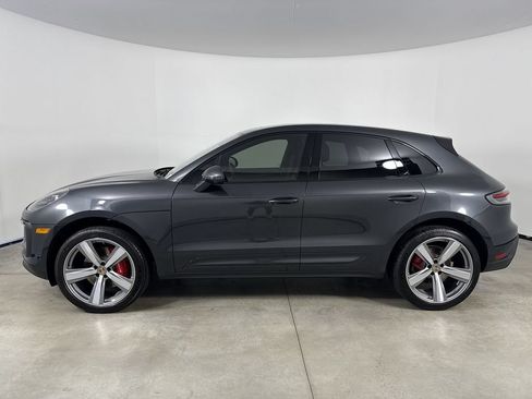 Certified 2025 Porsche Macan S AWD/4WD image 2