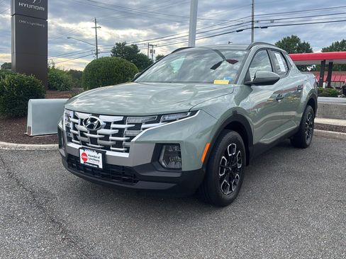 Certified 2024 Hyundai Santa Cruz SEL w/ Activity Package FWD image 31
