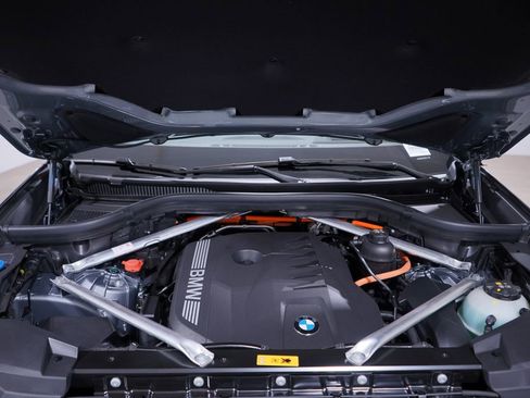 New 2026 BMW X5 xDrive50e w/ M Sport Package image 14