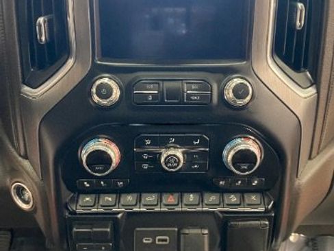 Used 2019 GMC Sierra 1500 Denali w/ Denali Ultimate Package image 29