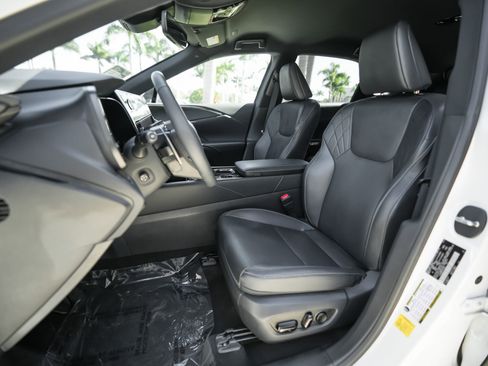 Used 2023 Lexus RX 350 Premium image 7