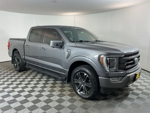 Used 2021 Ford F150 Lariat w/ Equipment Group 502A High AWD/4WD image 3