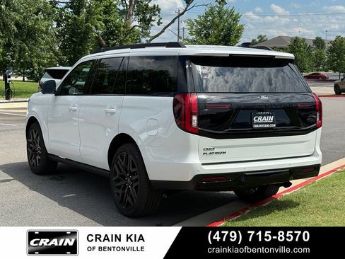 Used 2026 Ford Expedition Platinum w/ Stealth Performance Package AWD/4WD image 5