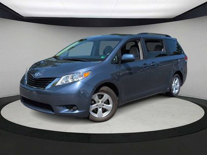 Used 2014 Toyota Sienna LE