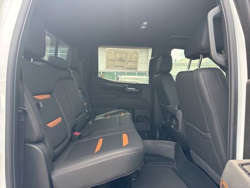 New 2026 GMC Sierra 1500 AT4 w/ AT4 Premium Package AWD/4WD image 27