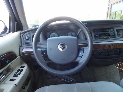 Used 2006 Mercury Grand Marquis GS image 17