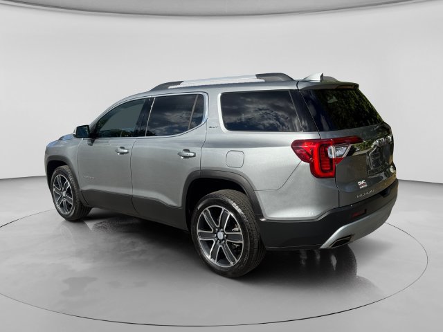 Used 2023 GMC Acadia SLT w/ Preferred Package AWD/4WD image 3