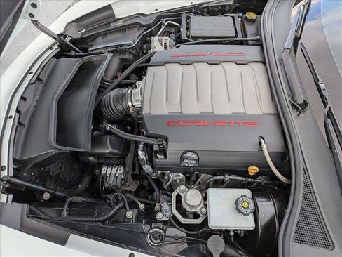 Used 2018 Chevrolet Corvette Stingray Coupe w/ 1LT RWD image 18