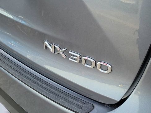 Used 2019 Lexus NX 300 FWD w/ Comfort Package image 5