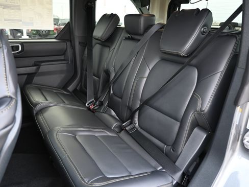 New 2025 Ford Bronco Badlands image 35