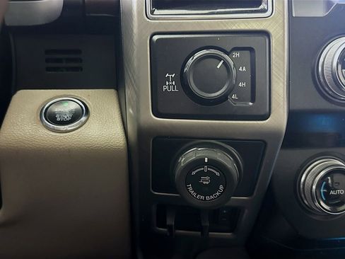 Used 2020 Ford F150 Limited w/ Trailer Tow Package image 22