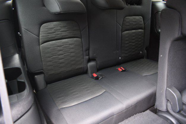 Used 2025 Nissan Pathfinder SV AWD/4WD image 29