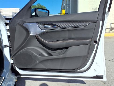 Used 2023 Cadillac CT5 V w/ Premium Package image 11