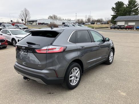 Used 2024 Ford Edge SEL w/ Convenience Package AWD/4WD image 6